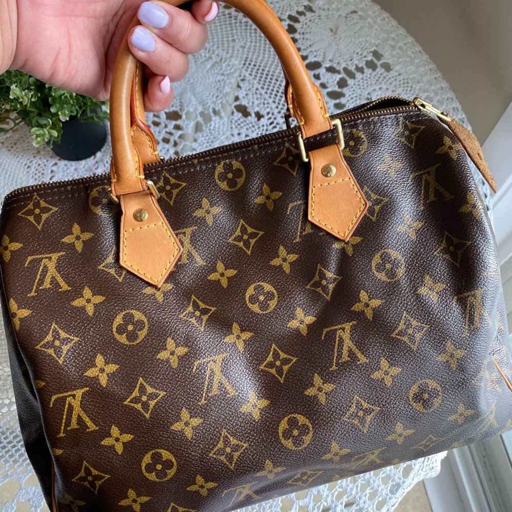 Louis Vuitton Speedy 30